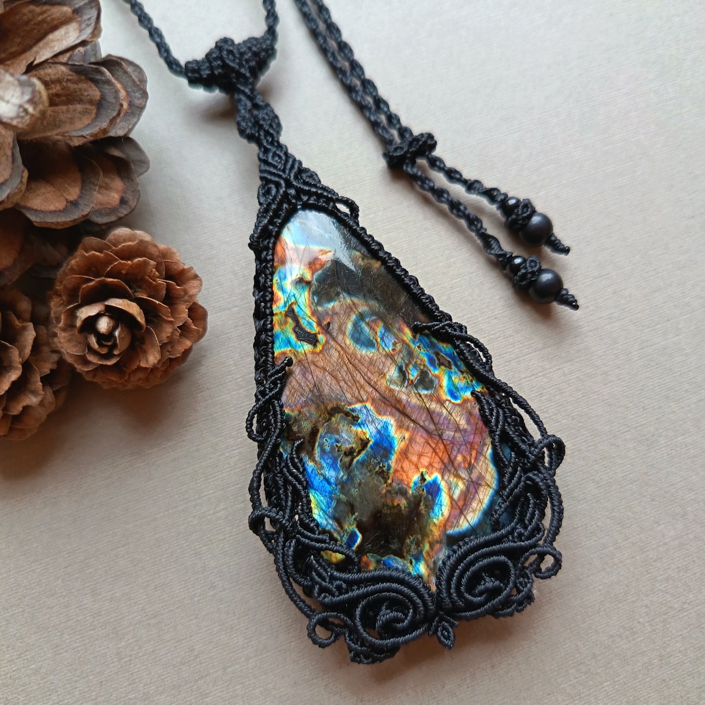 Kranok Plaew | Labradorite Macrame Necklace | Freehand Design | Pendant size approx 9.5 cm