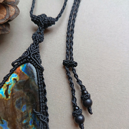 Kranok Plaew | Labradorite Macrame Necklace | Freehand Design | Pendant size approx 9.5 cm