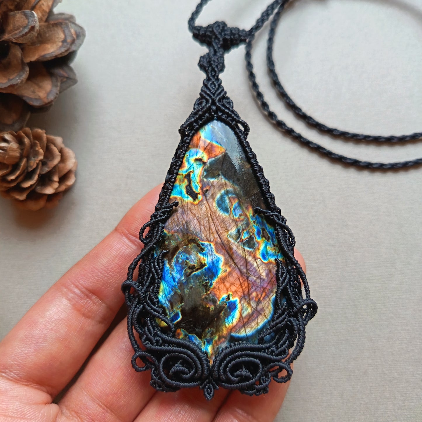 Kranok Plaew | Labradorite Macrame Necklace | Freehand Design | Pendant size approx 9.5 cm