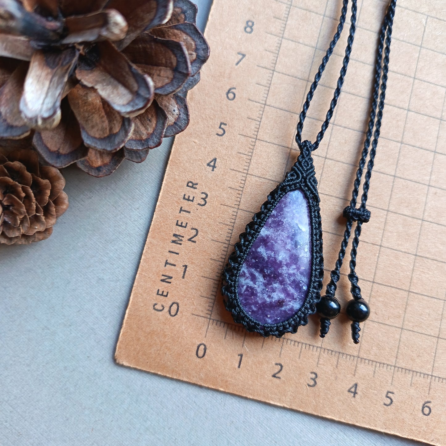 Lepidolite Macrame Necklace | Pendant size 5.2 cm