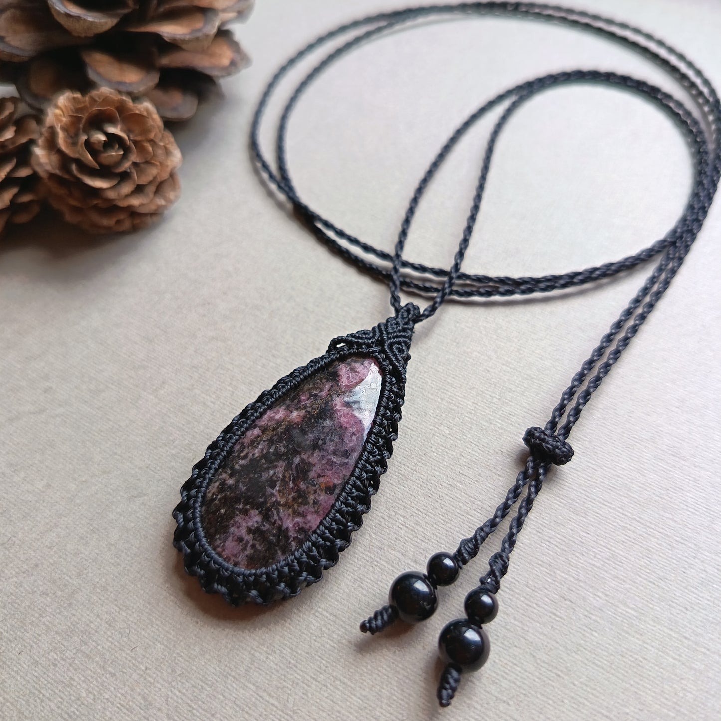 Rhodonite Macrame Necklace | Pendant size approx 5.3 cm