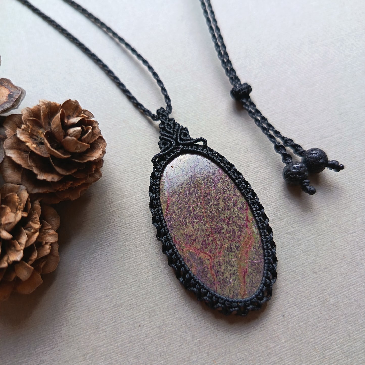 Atlantisite Macrame Necklace | Pendant size 5.7 cm