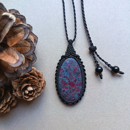 Ruby Kyanite Macrame Necklace | Pendant size 5.2 cm