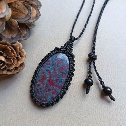Ruby Kyanite Macrame Necklace | Pendant size 5.2 cm