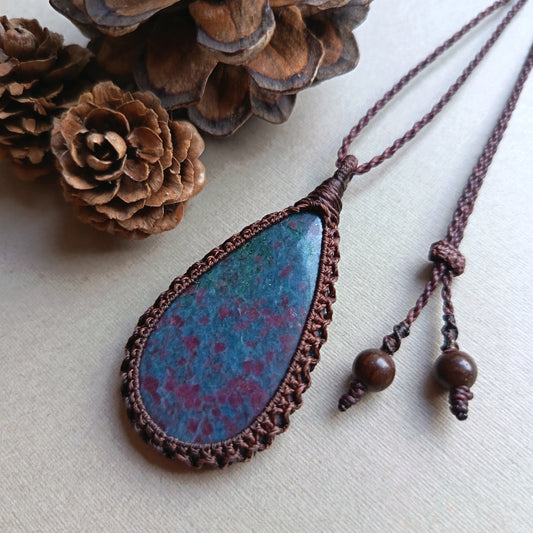 Ruby Kyanite Macrame Necklace | Pendant size 5.8 cm