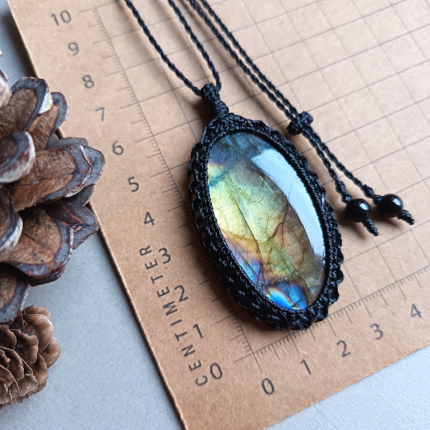 Labradorite Macrame Necklace | Pendant size approx 6.6 cm