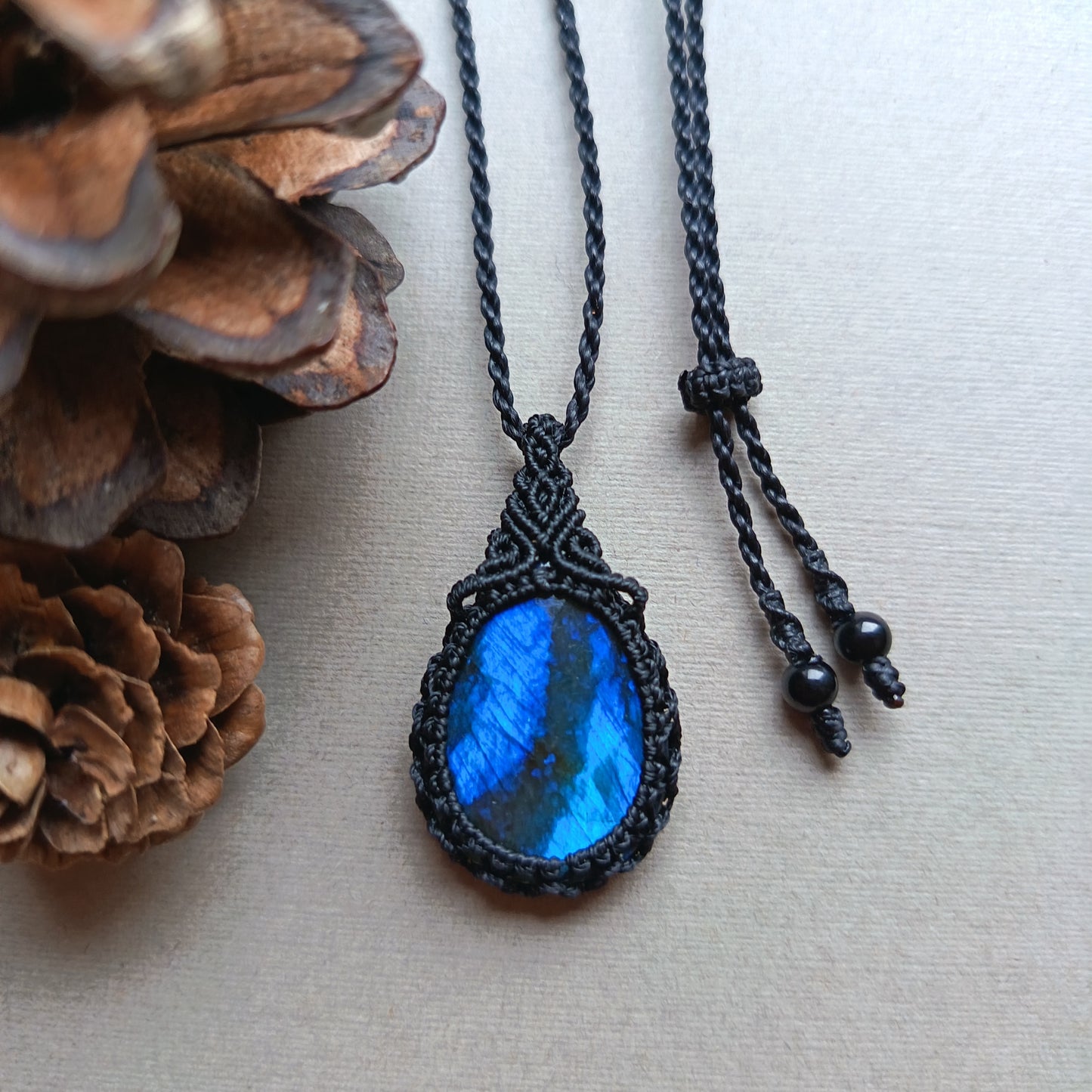 Labradorite Macrame Necklace | Pendant size approx 3.6 cm