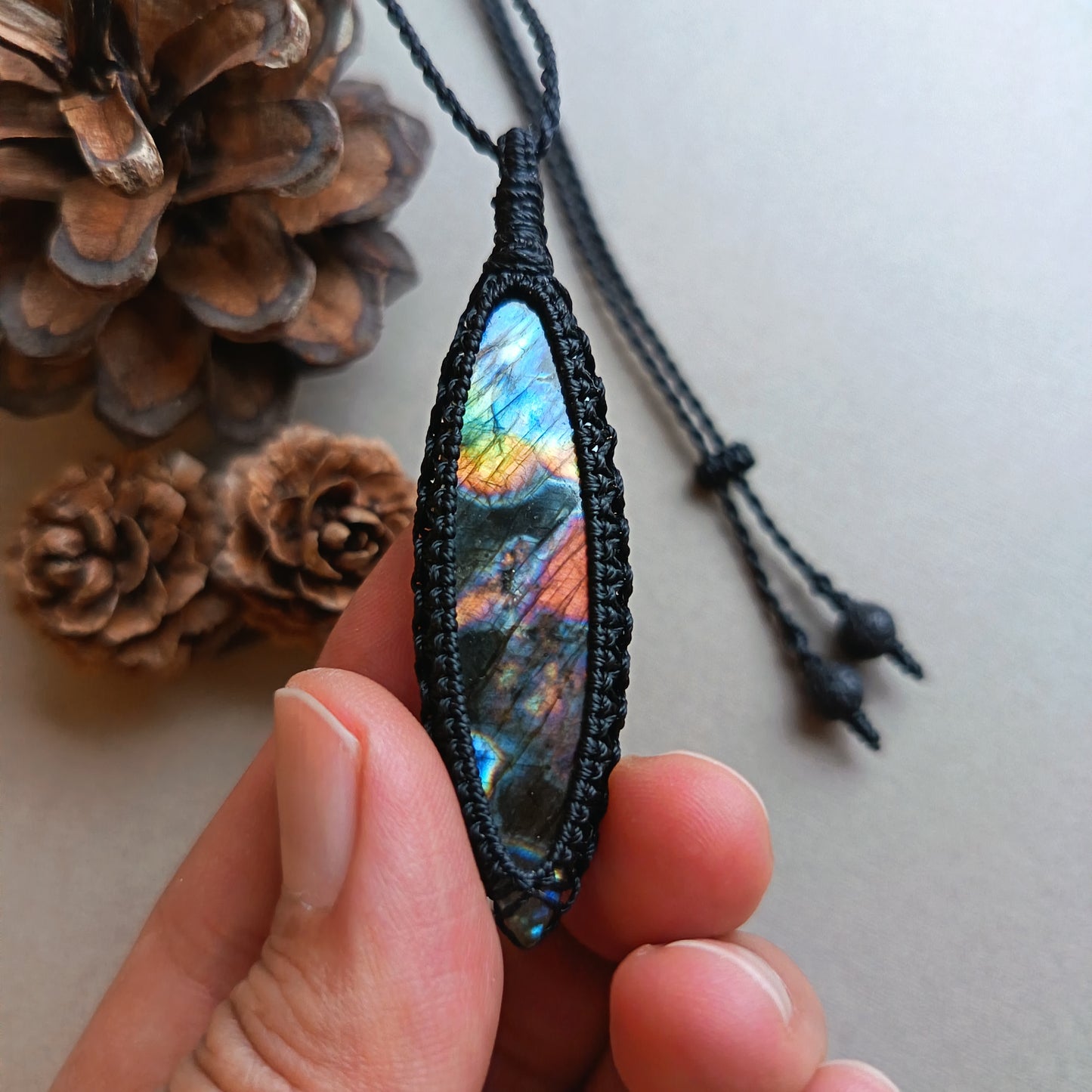 Labradorite Macrame Necklace | Pendant size approx 6.5 cm