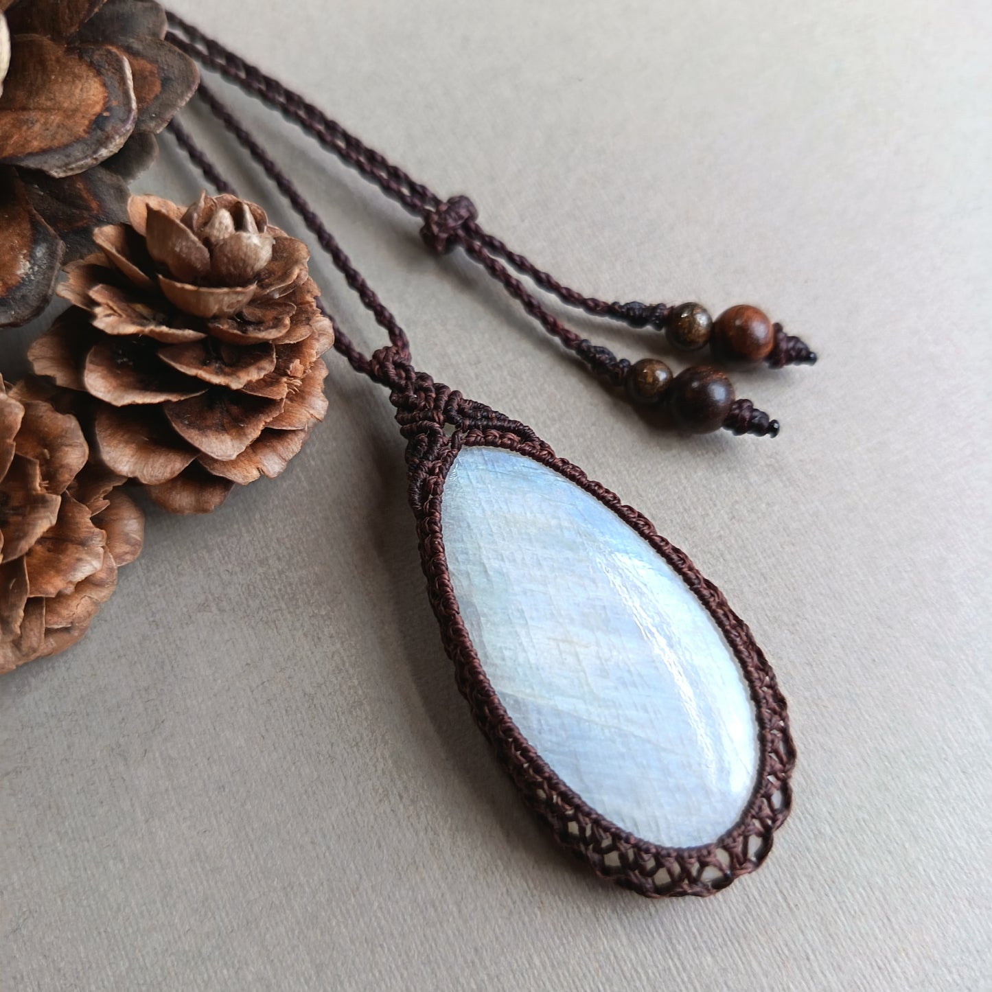 Moonstone Macrame Necklace | Pendant size 5.5 cm