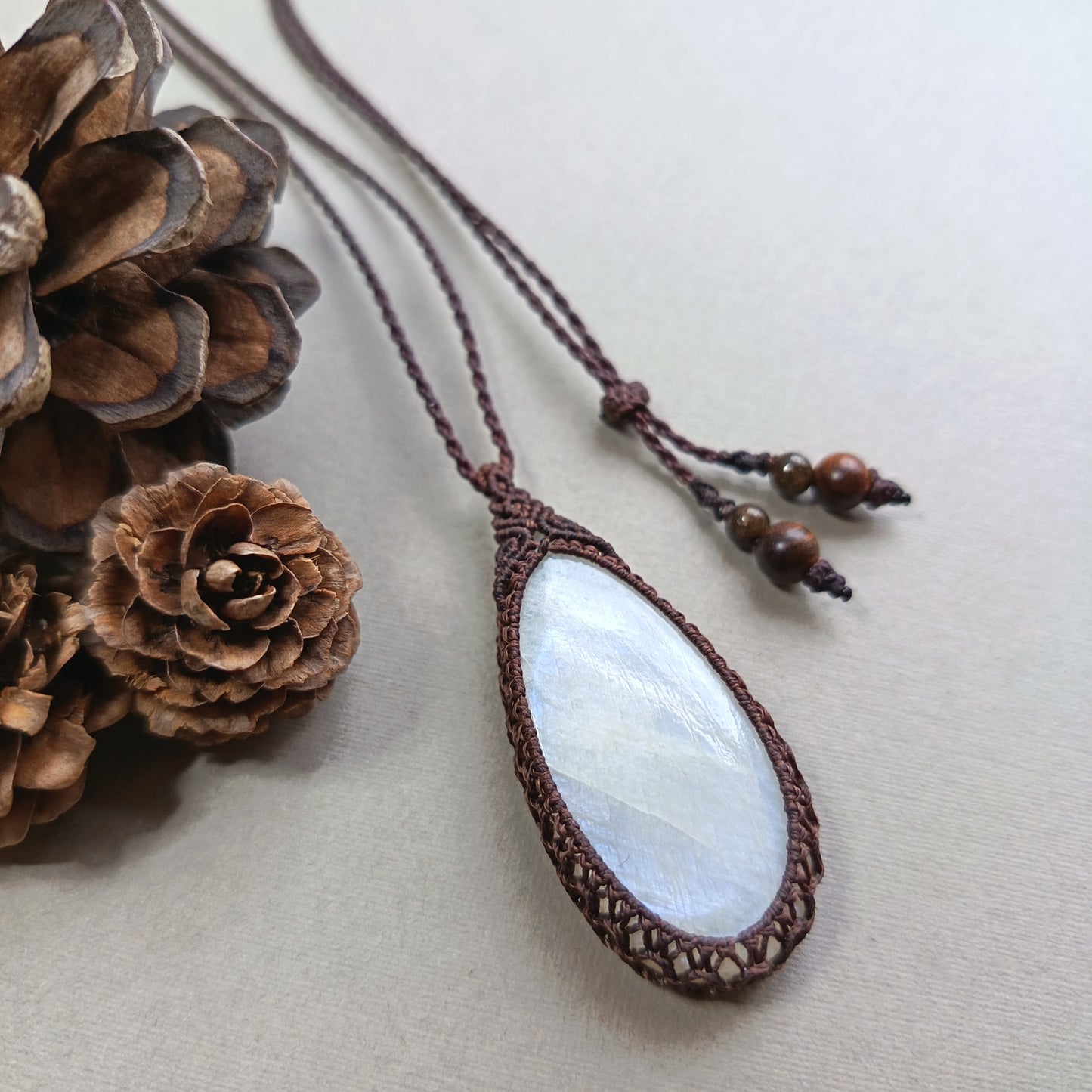 Moonstone Macrame Necklace | Pendant size 5.5 cm
