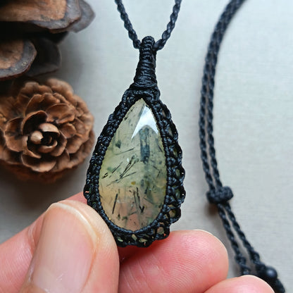 Prehnite Macrame Necklace | Pendant size 4 cm