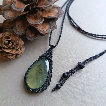 Prehnite Macrame Necklace | Pendant size 4.3 cm