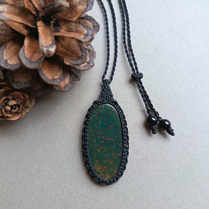 Bloodstone Macrame Necklace | Pendant size approx 5.7 cm