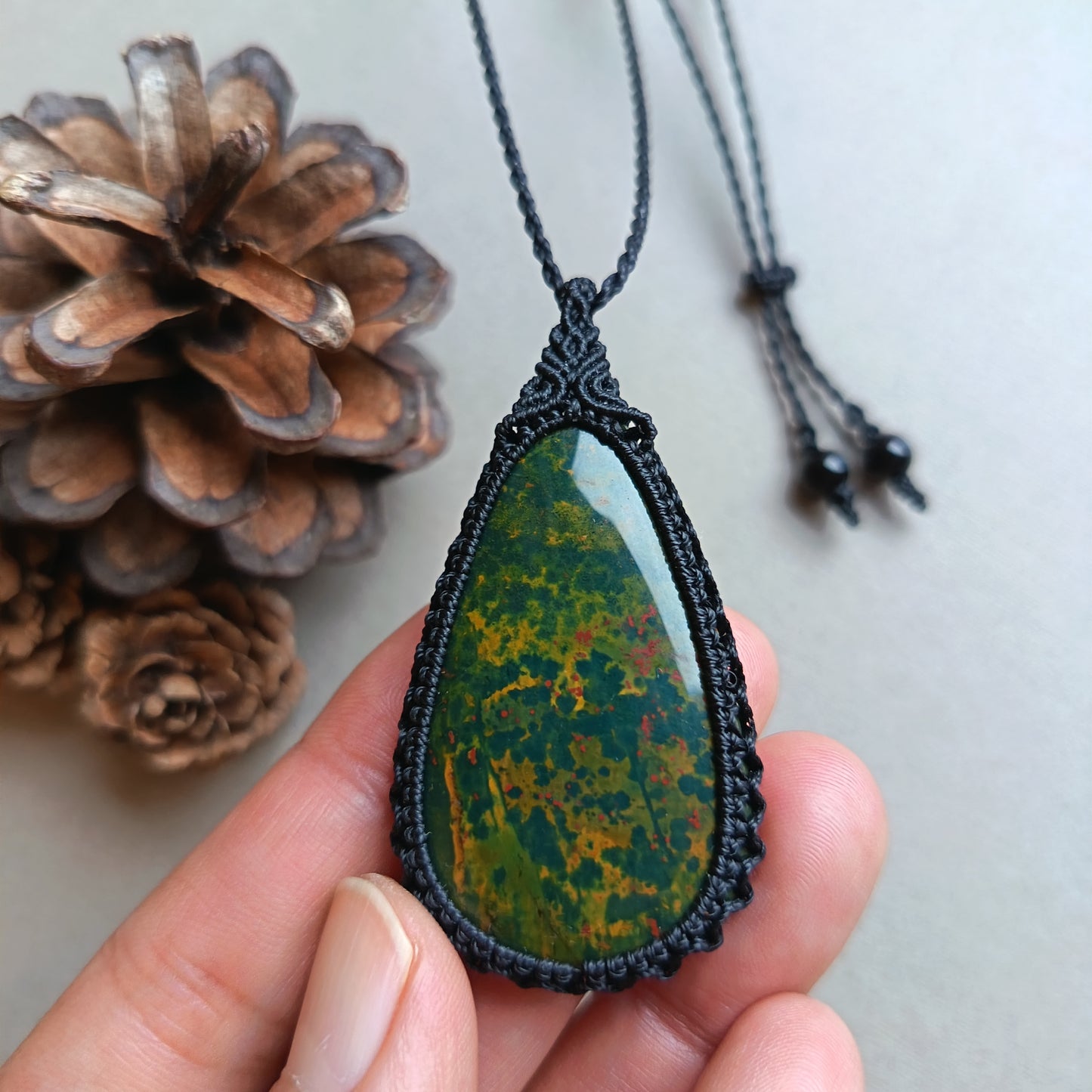 Bloodstone Macrame Necklace | Pendant size 5.8 cm