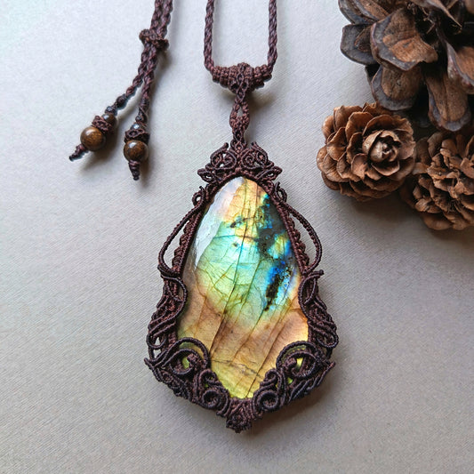 Labradorite Macrame Necklace | Freehand Design | Pendant size approx 8 cm