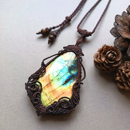 Labradorite Macrame Necklace | Freehand Design | Pendant size approx 8 cm