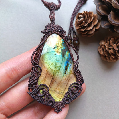 Labradorite Macrame Necklace | Freehand Design | Pendant size approx 8 cm