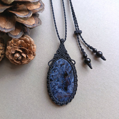 Pietersite Macrame Necklace | Pendant size 5.9 cm