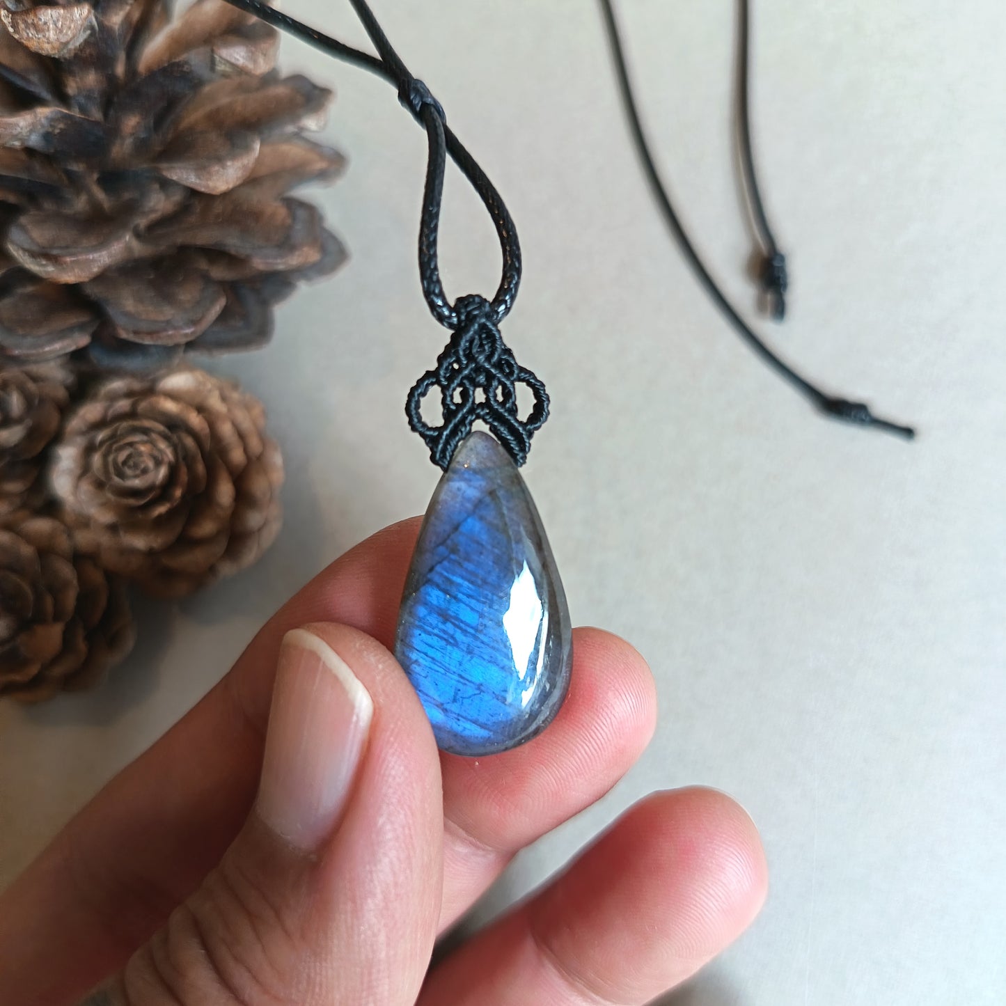 Labradorite Macrame Necklace | Pendant size approx 3.8 cm