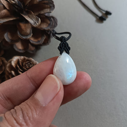 Moonstone Macrame Necklace | Pendant size approx 3 cm