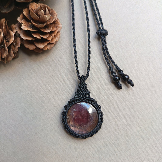 Sapphire (Brown - Purple) Macrame Necklace | Pendant size 3.5 cm