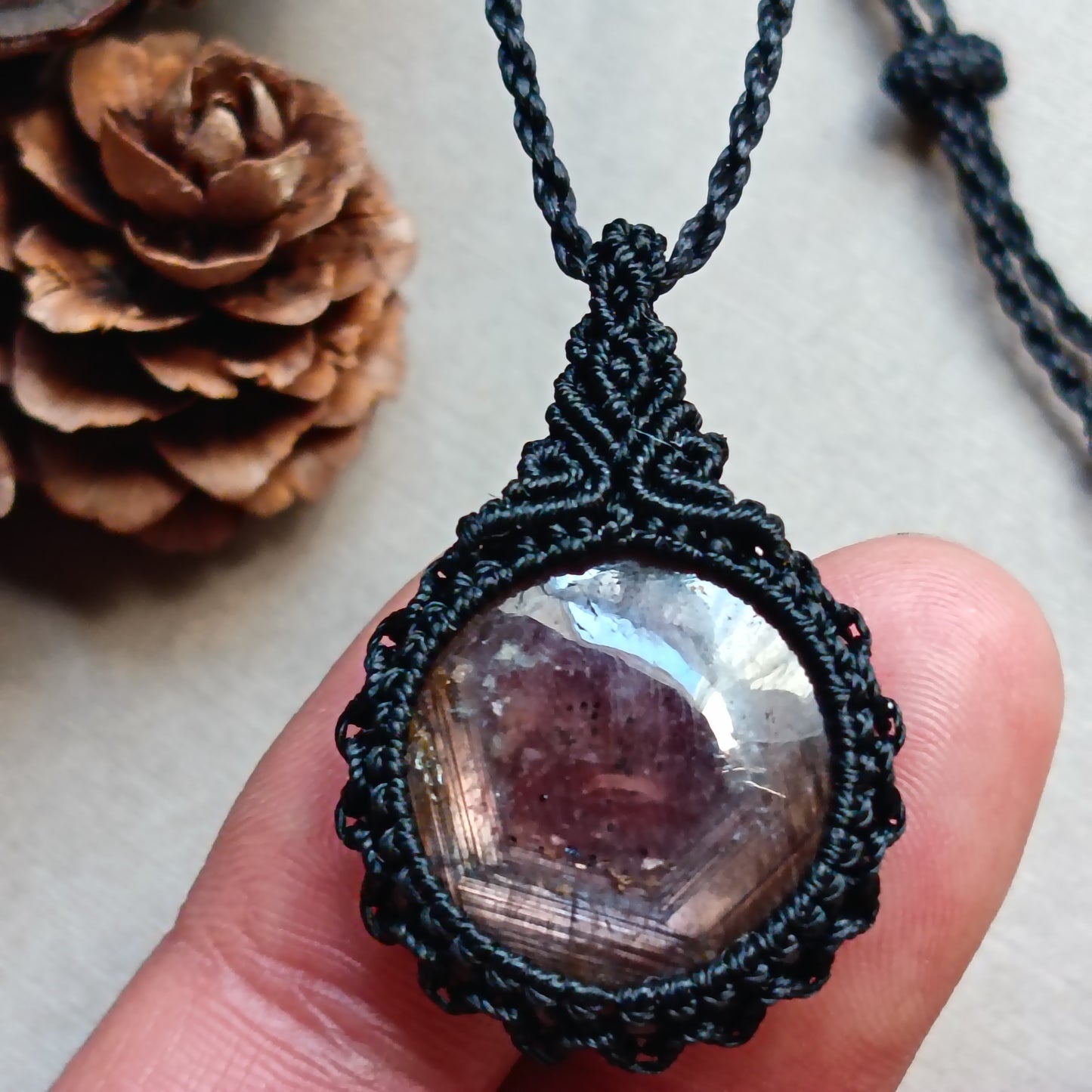 Sapphire (Brown - Purple) Macrame Necklace | Pendant size 3.5 cm