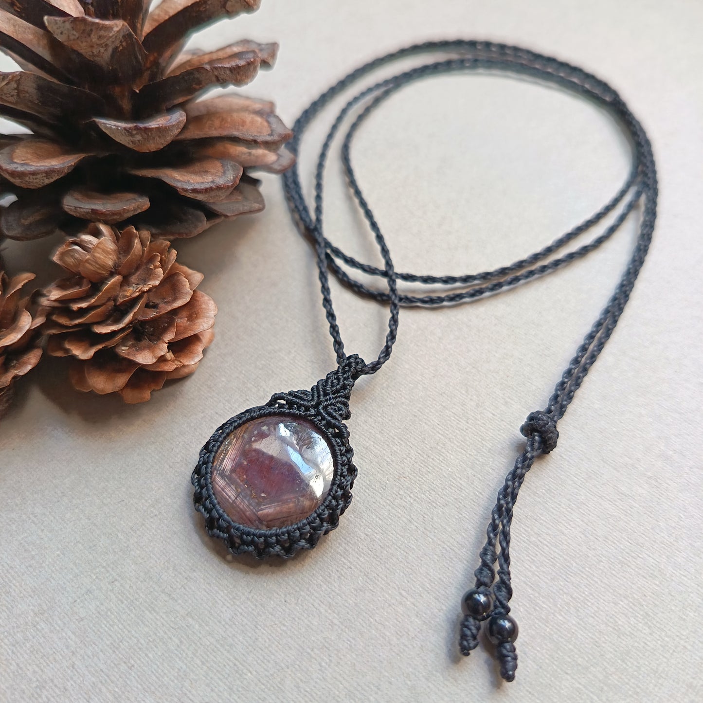 Sapphire (Brown - Purple) Macrame Necklace | Pendant size 3.5 cm