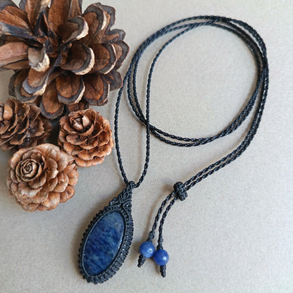 Sodalite Macrame Necklace  | Pendant size 4.3 cm