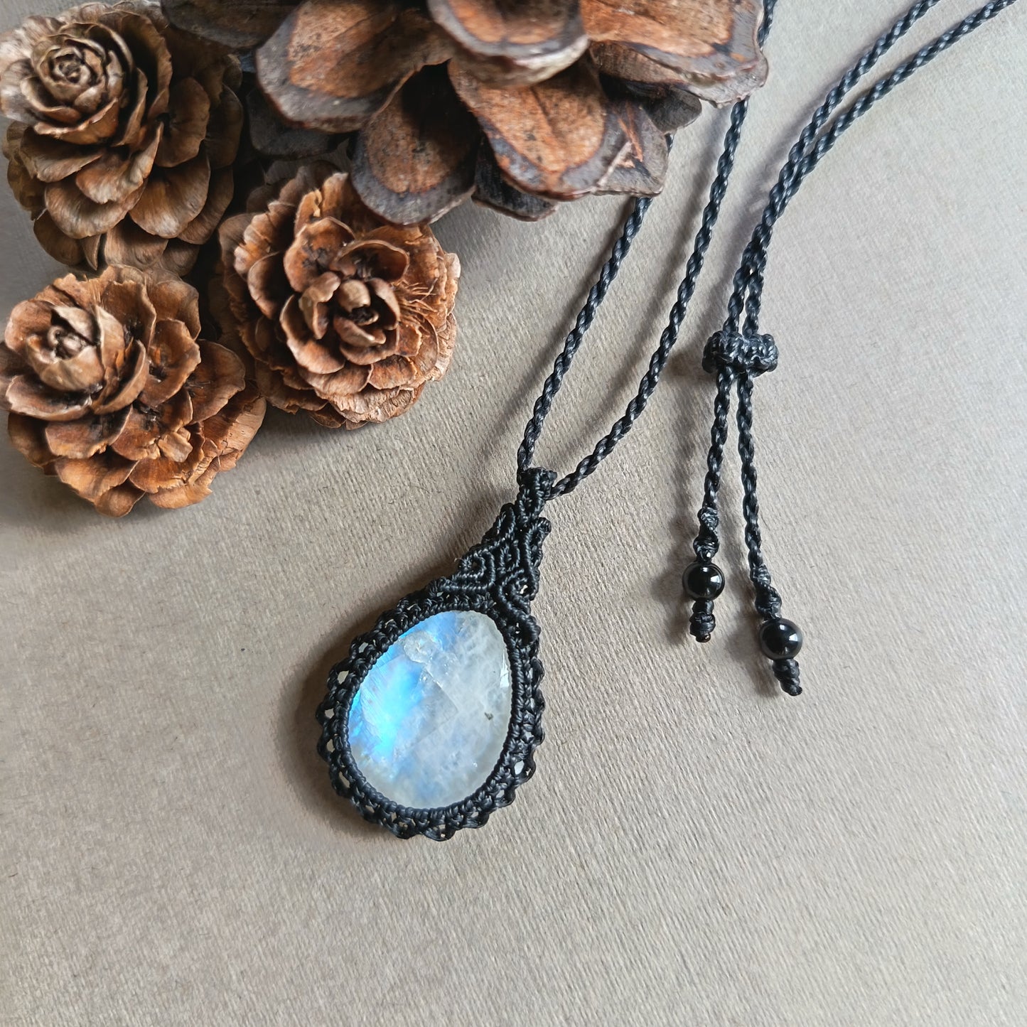 Moonstone Macrame Necklace | Pendant size 3.8 cm
