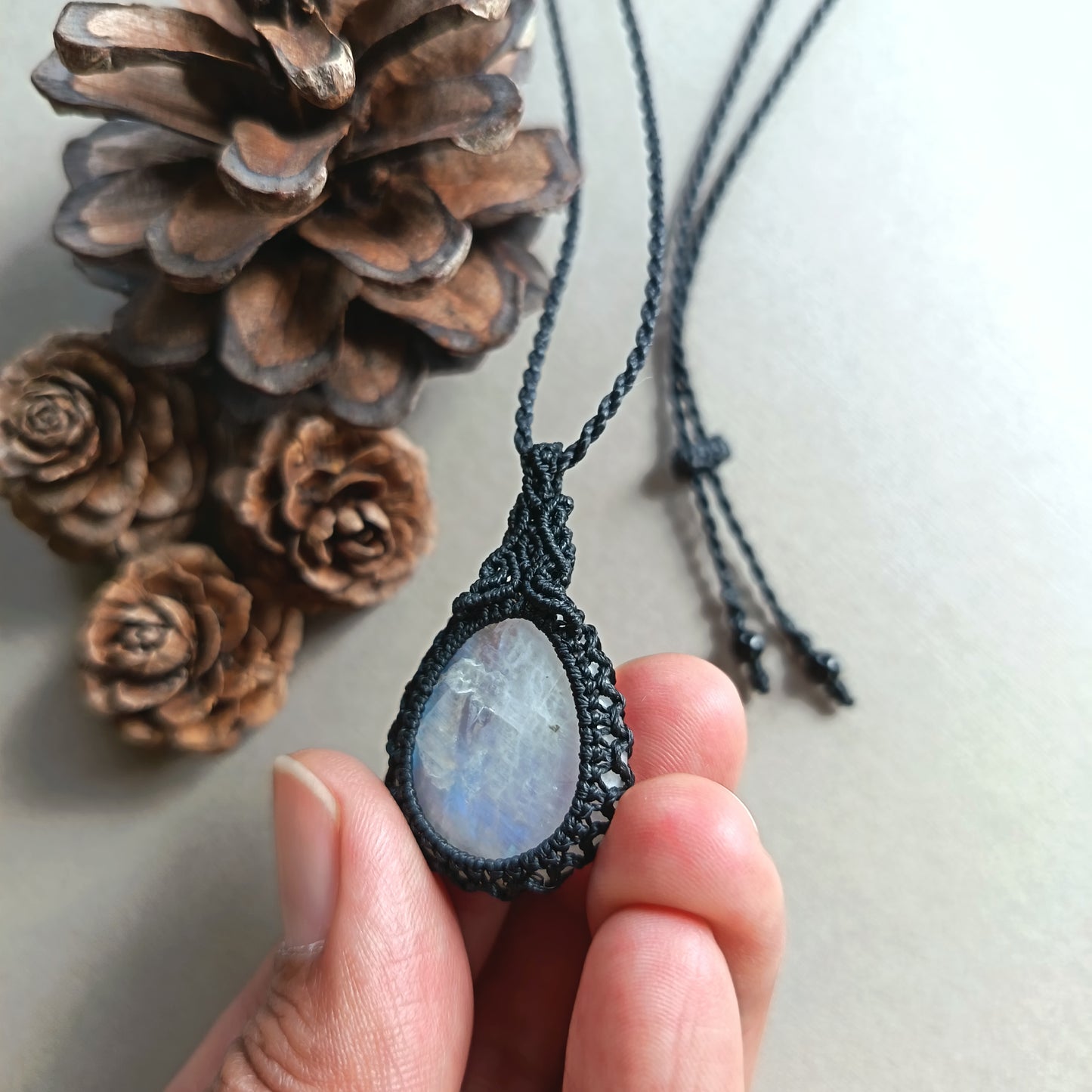 Moonstone Macrame Necklace | Pendant size 3.8 cm