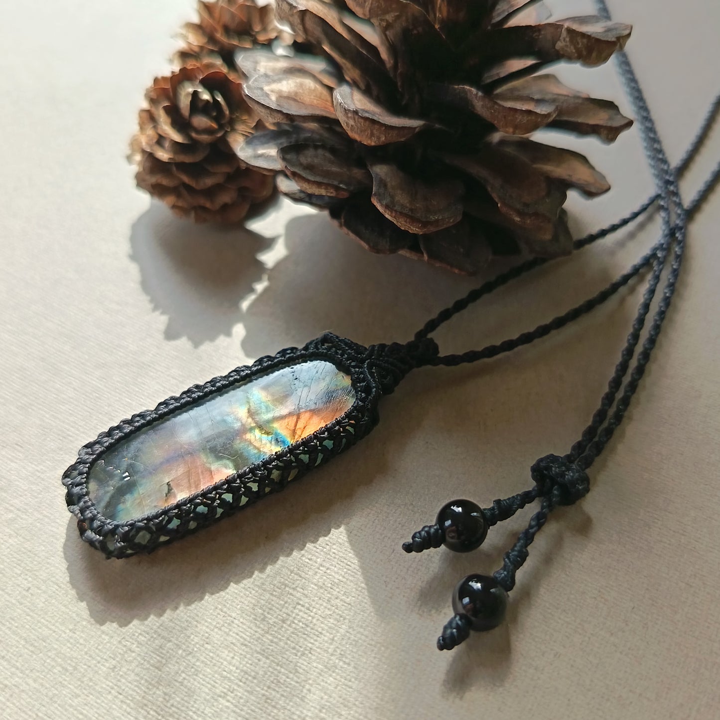 Labradorite Macrame Necklace | Pendant size approx 5.2 cm