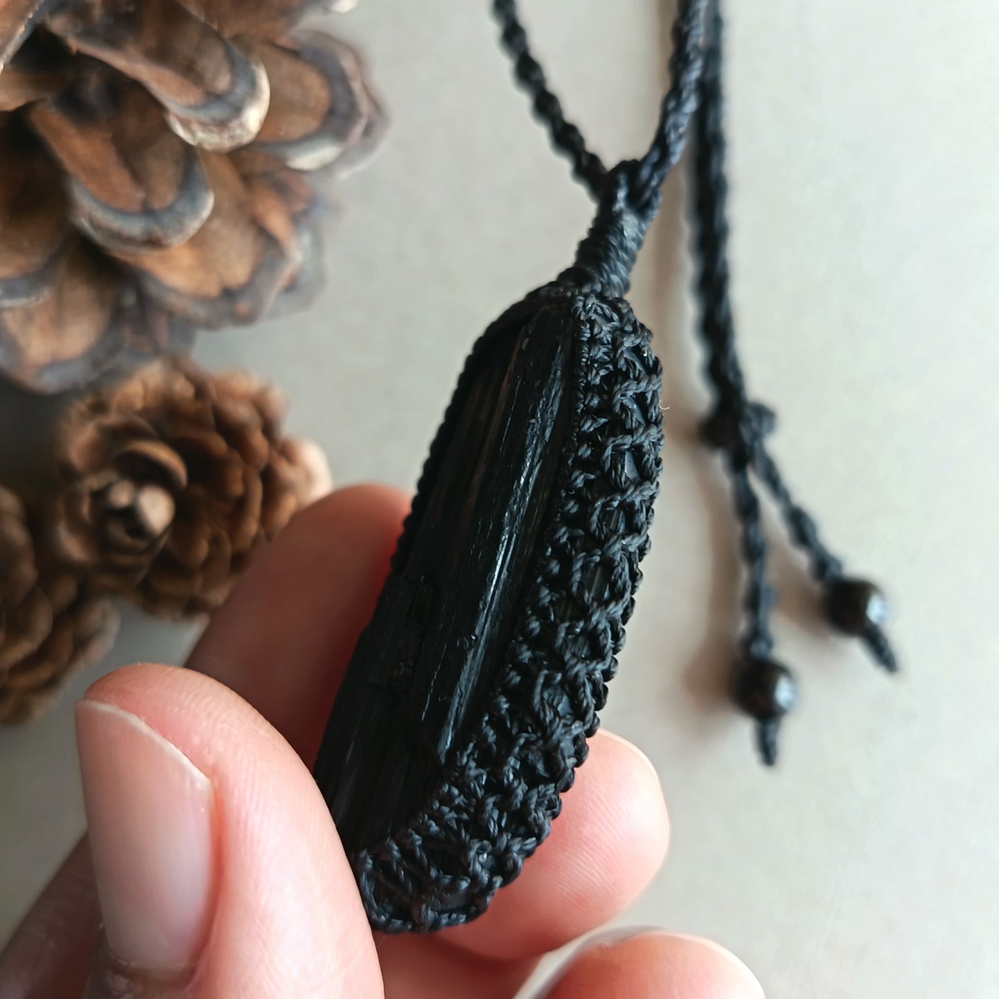 Black Tourmaline Macrame Necklace | Pendant size 5.7 cm