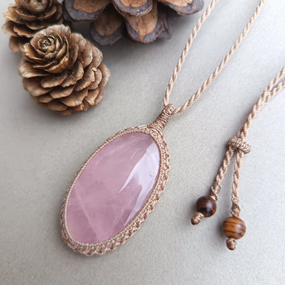 Rose Quartz Macrame Necklace | Pendant size 5.4 cm