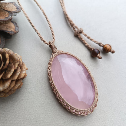 Rose Quartz Macrame Necklace | Pendant size 5.4 cm