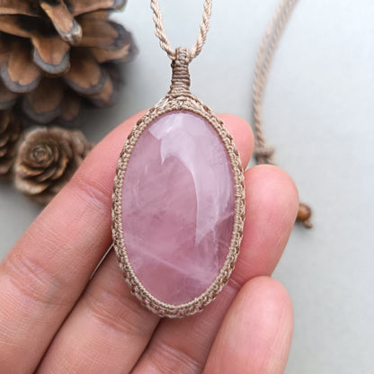 Rose Quartz Macrame Necklace | Pendant size 5.4 cm