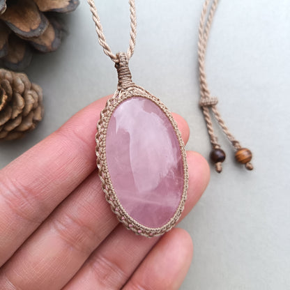 Rose Quartz Macrame Necklace | Pendant size 5.4 cm