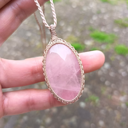 Rose Quartz Macrame Necklace | Pendant size 5.4 cm