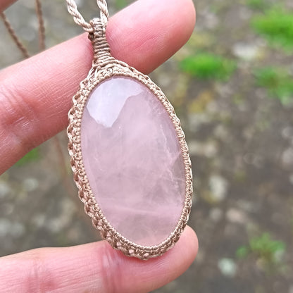 Rose Quartz Macrame Necklace | Pendant size 5.4 cm