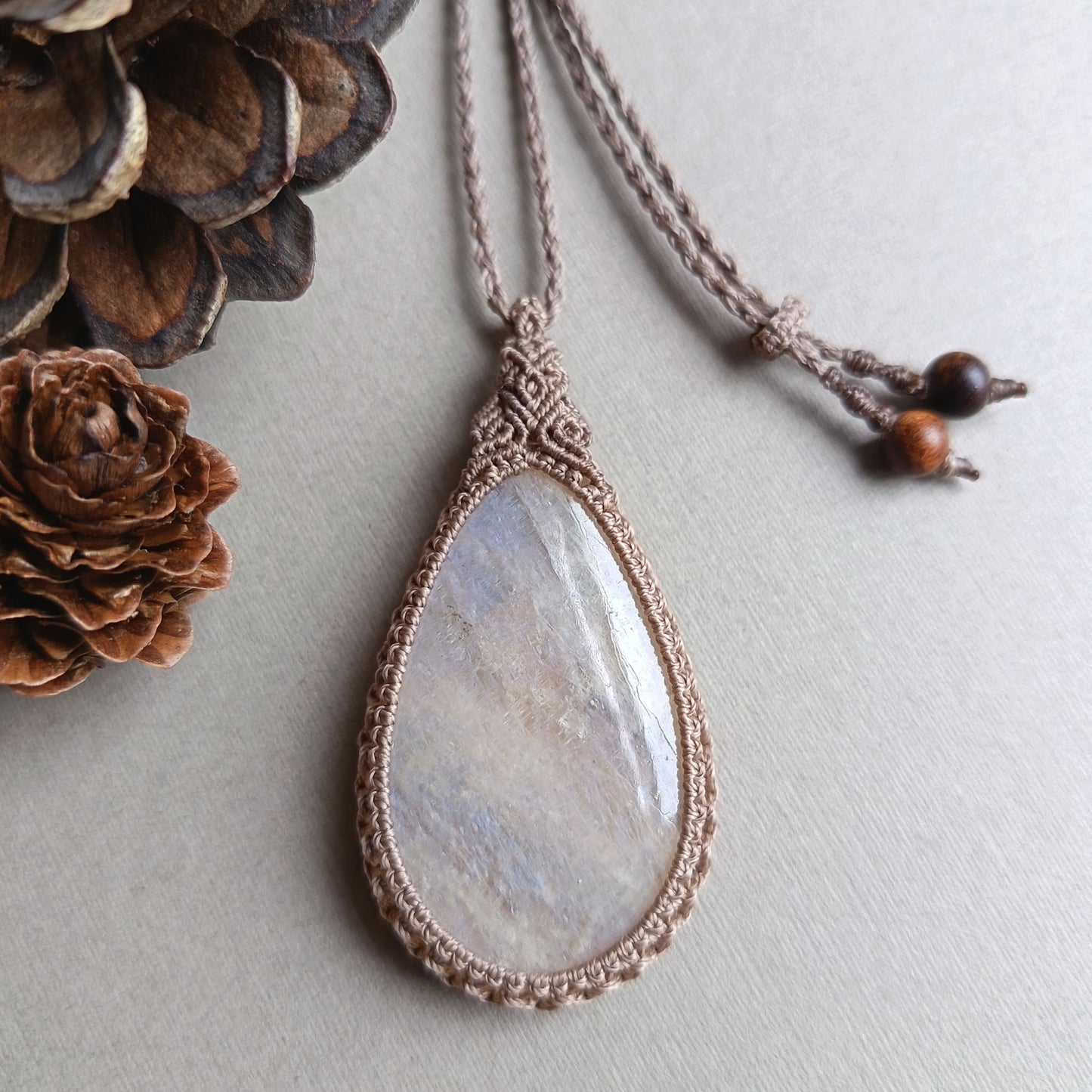Moonstone Macrame Necklace | Pendant size 6.2 cm
