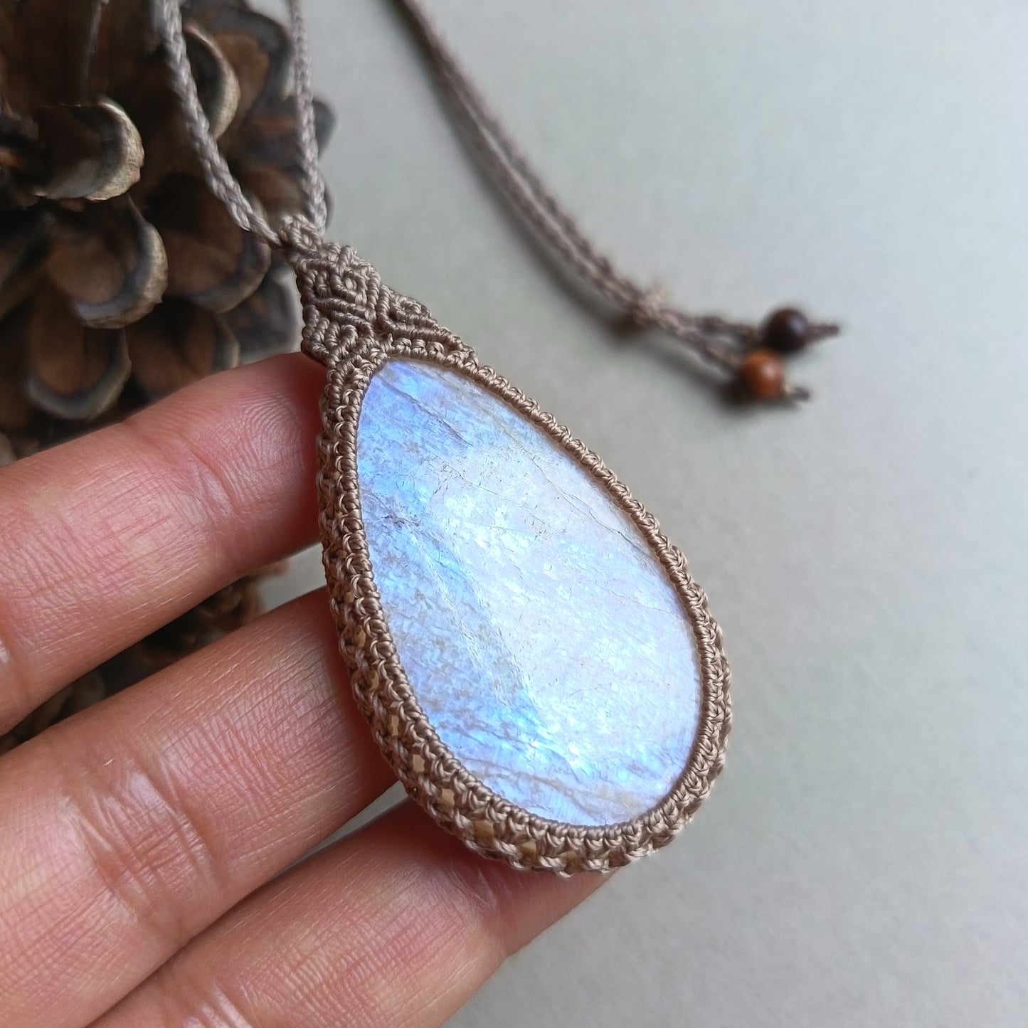 Moonstone Macrame Necklace | Pendant size 6.2 cm