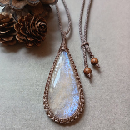 Moonstone Macrame Necklace | Pendant size 7.6 cm