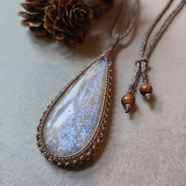 Moonstone Macrame Necklace | Pendant size 7.6 cm