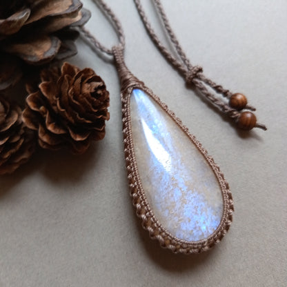 Moonstone Macrame Necklace | Pendant size 7.6 cm