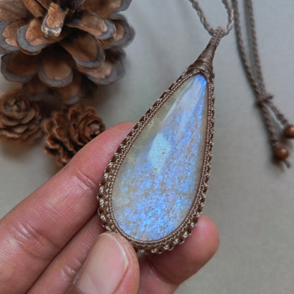 Moonstone Macrame Necklace | Pendant size 7.6 cm