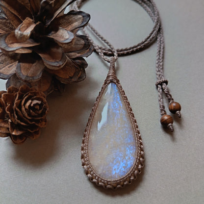 Moonstone Macrame Necklace | Pendant size 7.6 cm