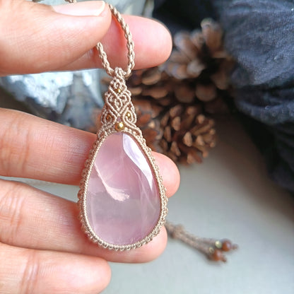 Rose Quartz Macrame Necklace | Pendant size 5.5 cm