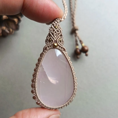 Rose Quartz Macrame Necklace | Pendant size 5.5 cm