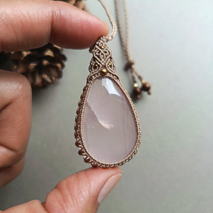 Rose Quartz Macrame Necklace | Pendant size 5.5 cm