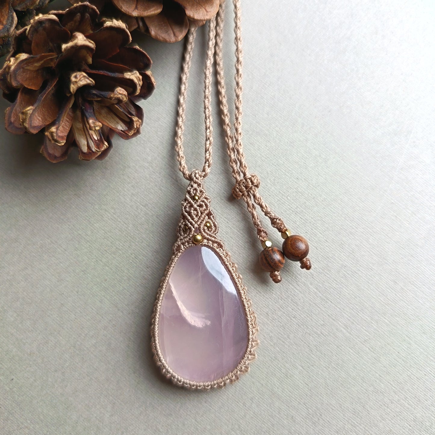 Rose Quartz Macrame Necklace | Pendant size 5.5 cm
