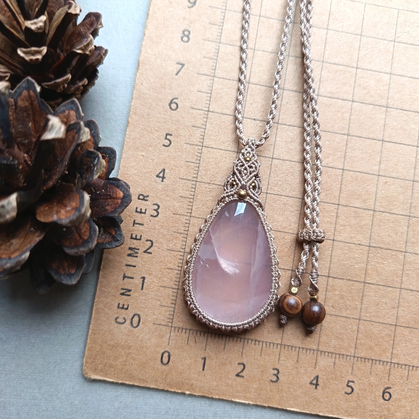Rose Quartz Macrame Necklace | Pendant size 5.5 cm